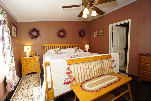 28 West Street, Salem, NH 03079
