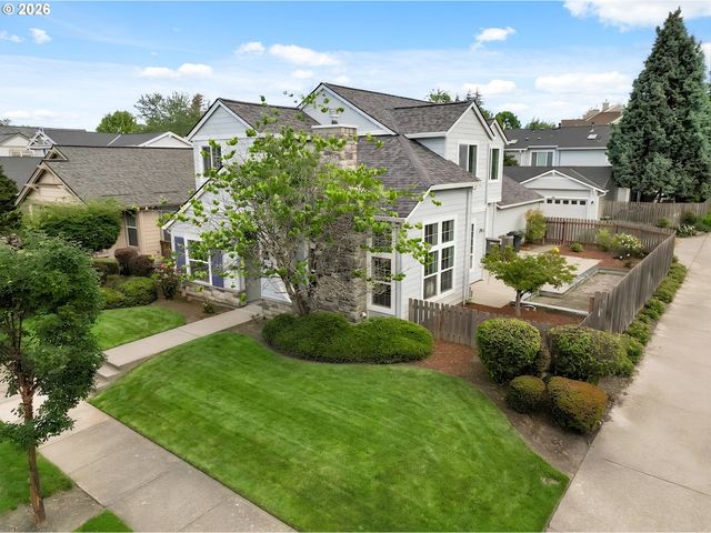 6530 Ne COPPER BEECH Dr, Hillsboro, OR 97124