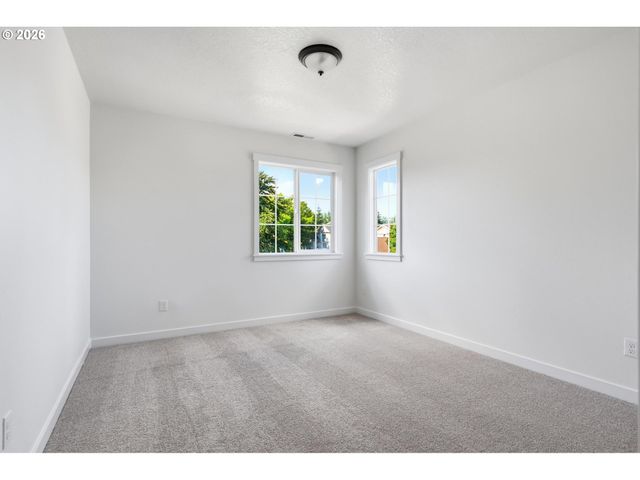 6530 Ne COPPER BEECH Dr, Hillsboro, OR 97124