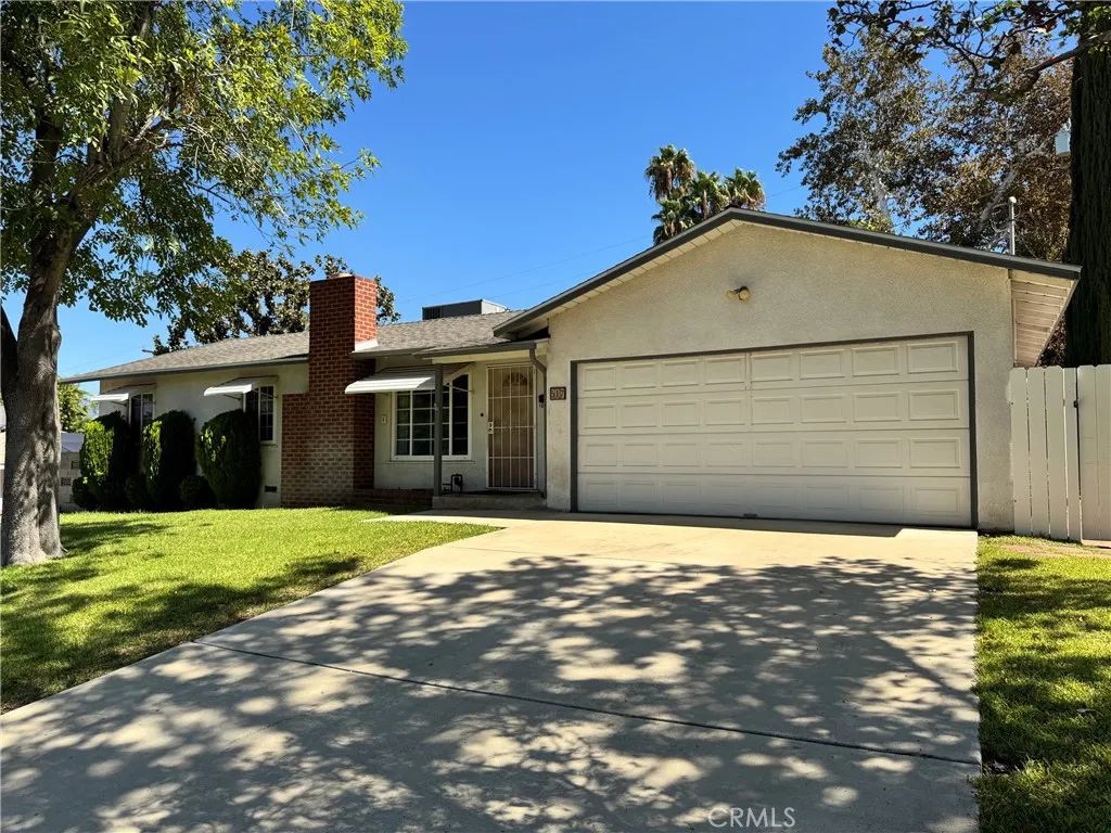 517 Lemon, Redlands, CA 92374