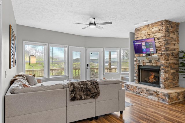 350 Williamson Cir, Smithville, TN 37166