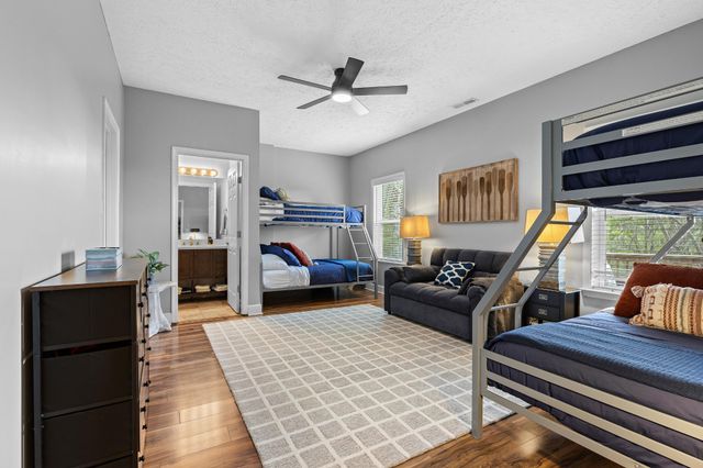 350 Williamson Cir, Smithville, TN 37166