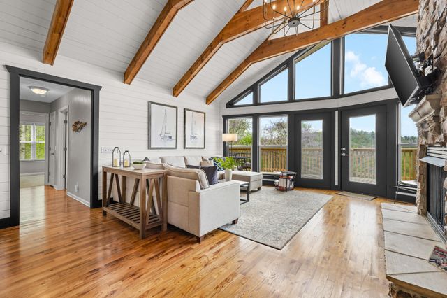 350 Williamson Cir, Smithville, TN 37166