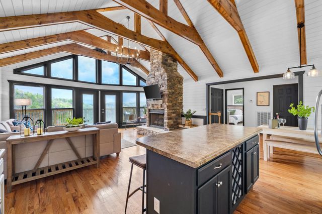 350 Williamson Cir, Smithville, TN 37166