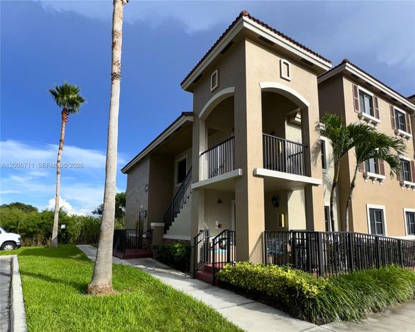 22441 SW 88th Pl 201-5, Cutler Bay, FL 33190