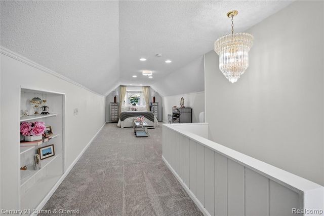 5 Barclay Court, Dearborn, MI 48126