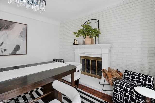 5 Barclay Court, Dearborn, MI 48126