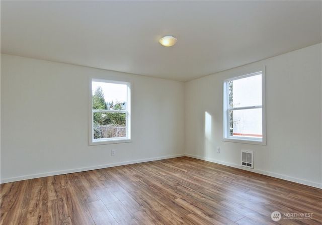 5045 37th Avenue S, Seattle, WA 98118