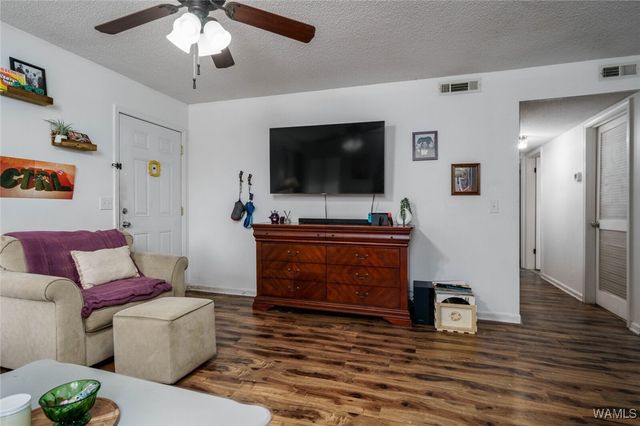 3914 Watermelon 550B, Northport, AL 35473