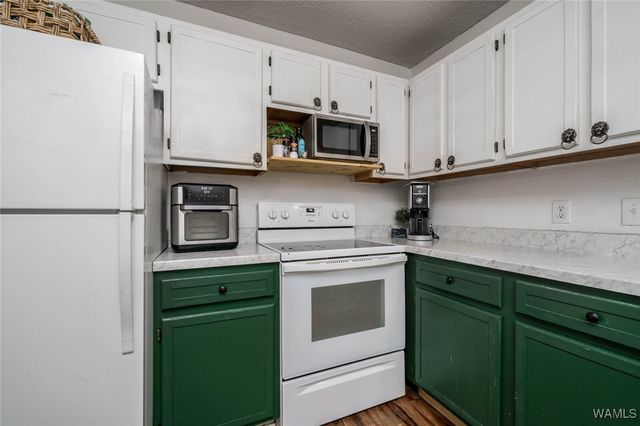 3914 Watermelon 550B, Northport, AL 35473