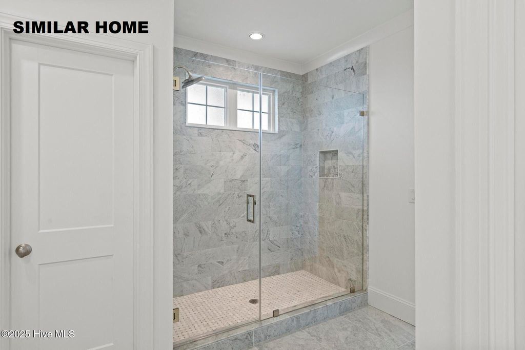 Image 14 of property listing at 607 S Topsail Drive, Holly Ridge, NC 28445