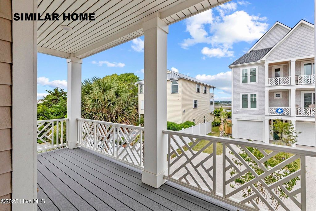 Image 21 of property listing at 607 S Topsail Drive, Holly Ridge, NC 28445