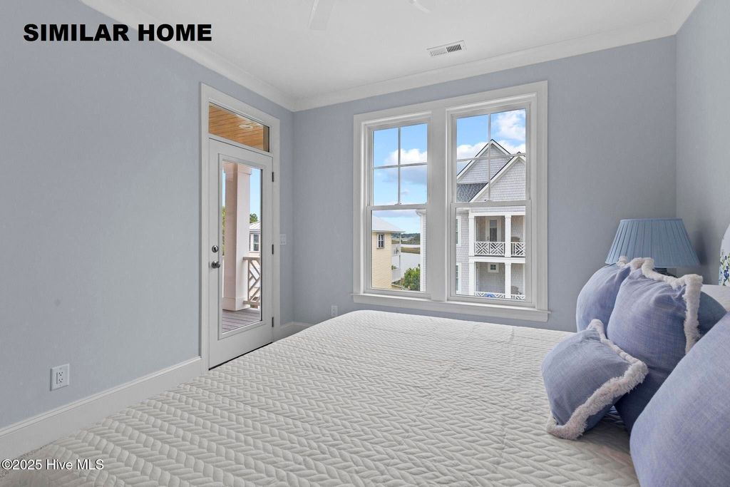 Image 33 of property listing at 607 S Topsail Drive, Holly Ridge, NC 28445