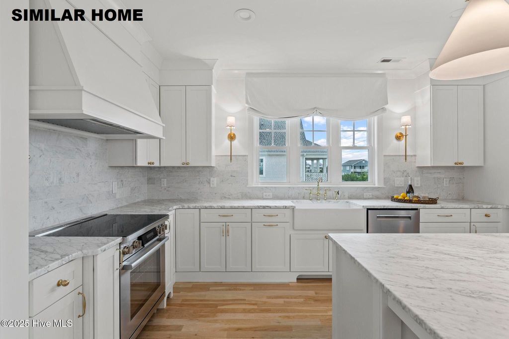 Image 46 of property listing at 607 S Topsail Drive, Holly Ridge, NC 28445