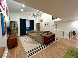 3010 Commerce Street, Houston, TX 77003