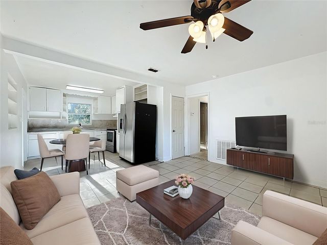 1218 CRESCENT STREET, Sanford, FL 32771