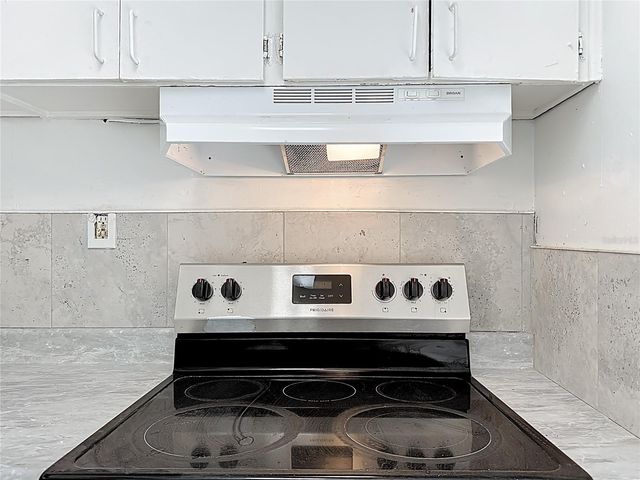 1218 CRESCENT STREET, Sanford, FL 32771