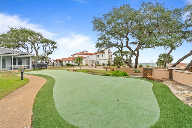 1502 Royal Oaks Trai 1502, Rockport, TX 78382