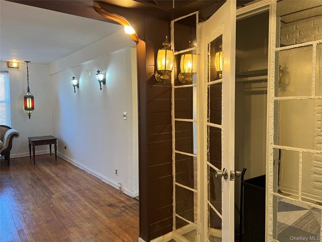 39-20 52nd Avenue 2G, Woodside, NY 11377