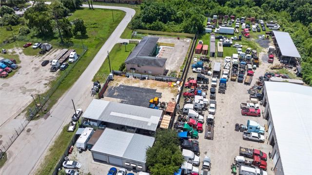 7521 Parkhurst Drive, Houston, TX 77028