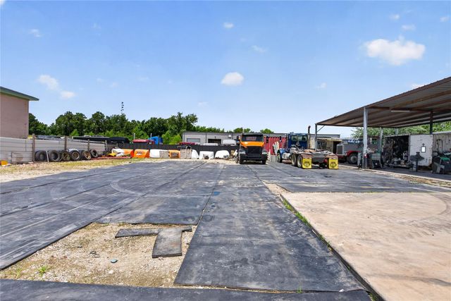 7521 Parkhurst Drive, Houston, TX 77028