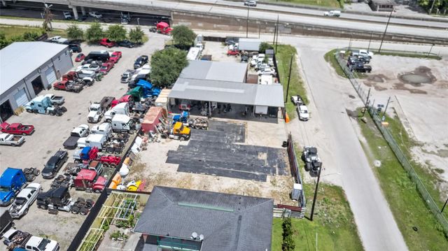 7521 Parkhurst Drive, Houston, TX 77028