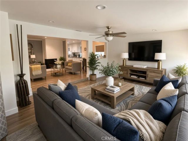 13418 Debby, Los Angeles, CA 91401