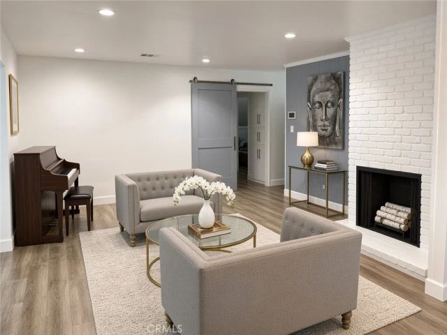 13418 Debby, Los Angeles, CA 91401