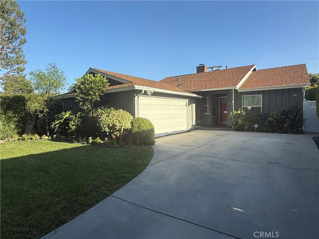 13418 Debby, Los Angeles, CA 91401