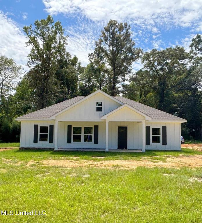 3685 Poticaw Bayou Road, Vancleave, MS 39565