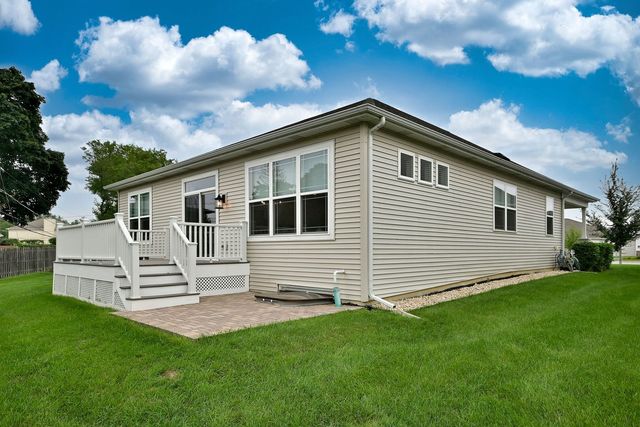 768 Eagle Court, Addison, IL 60101