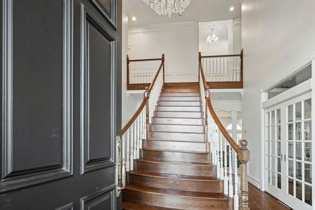 2922 Cedar Woods Place, Houston, TX 77068