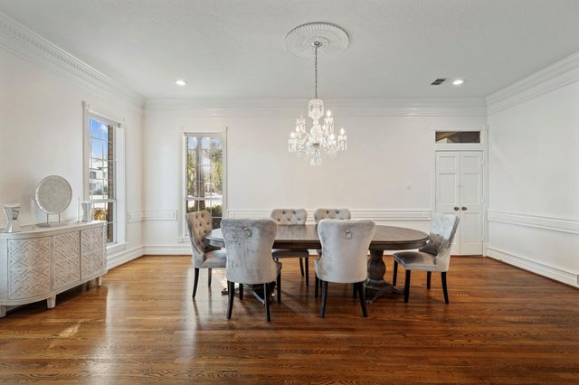 2922 Cedar Woods Place, Houston, TX 77068