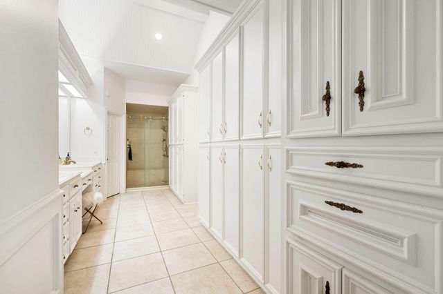 2922 Cedar Woods Place, Houston, TX 77068