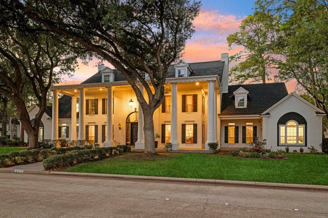 2922 Cedar Woods Place, Houston, TX 77068