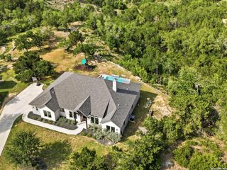 1824 MOUNTAIN SPGS, Canyon Lake, TX 78133
