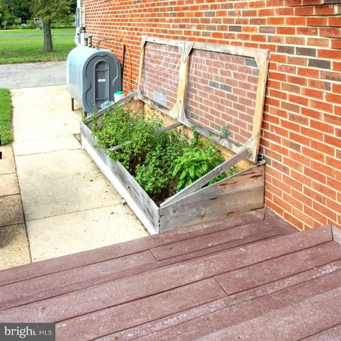 7349 MARY DR, Port Tobacco, MD 20677