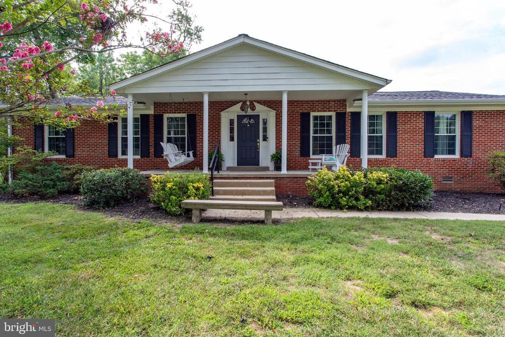 7349 MARY DR, Port Tobacco, MD 20677