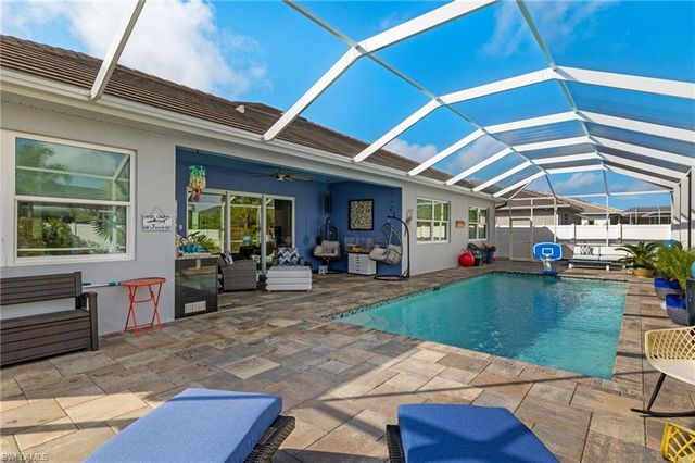 17 Willoughby DR, Naples, FL 34110