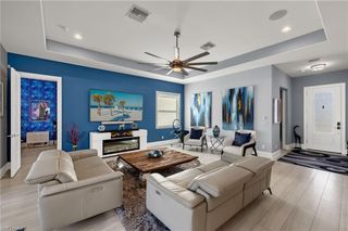 17 Willoughby DR, Naples, FL 34110