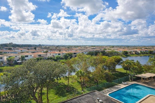 800 NE 195th Street 606, Miami, FL 33179