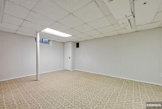 79 Highland Road, Glen Rock, NJ 07452
