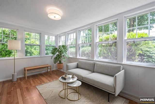 79 Highland Road, Glen Rock, NJ 07452