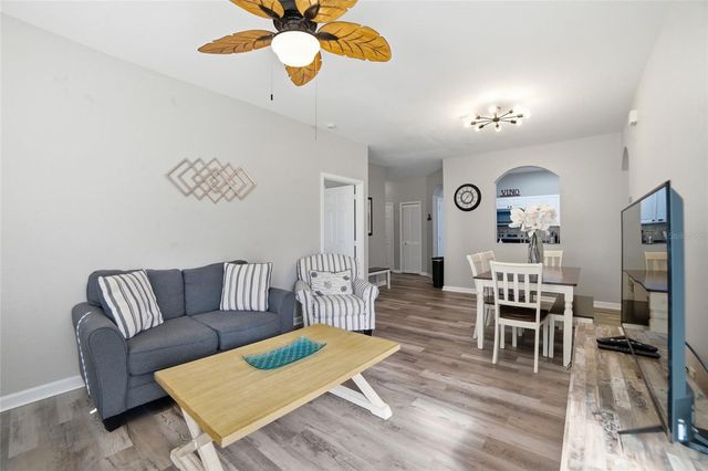 2302 SILVER PALM DRIVE 202, Kissimmee, FL 34747