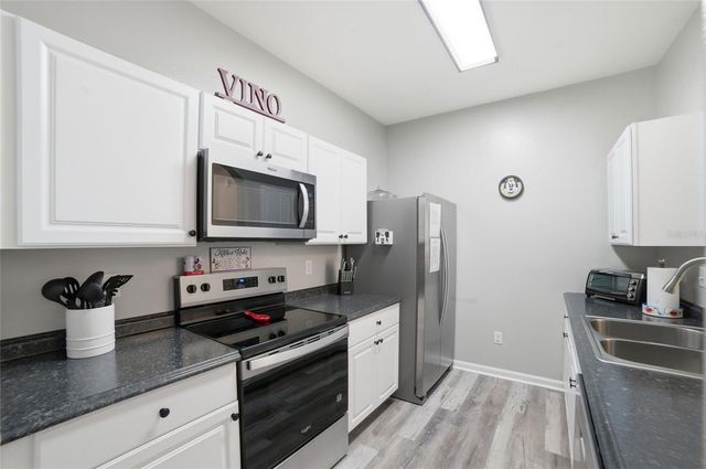 2302 SILVER PALM DRIVE 202, Kissimmee, FL 34747