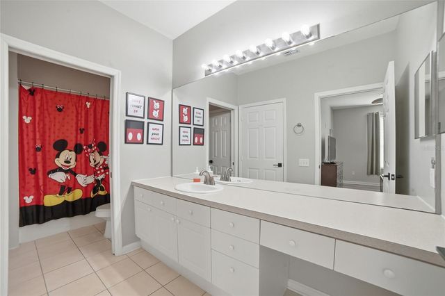 2302 SILVER PALM DRIVE 202, Kissimmee, FL 34747