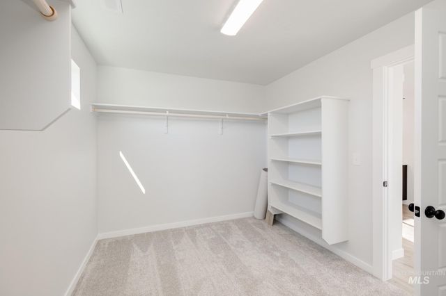 1109 W Cub River Dr, Meridian, ID 83642