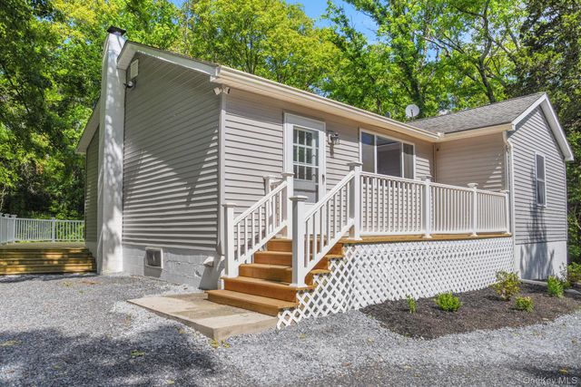 287 Norton Road, Red Hook, NY 12571