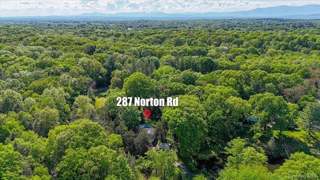 287 Norton Road, Red Hook, NY 12571