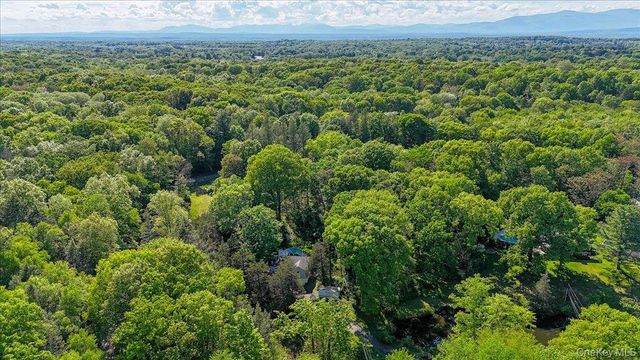 287 Norton Road, Red Hook, NY 12571